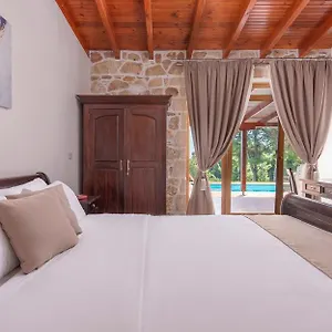 Отель Alia Palace &, Пефкохори